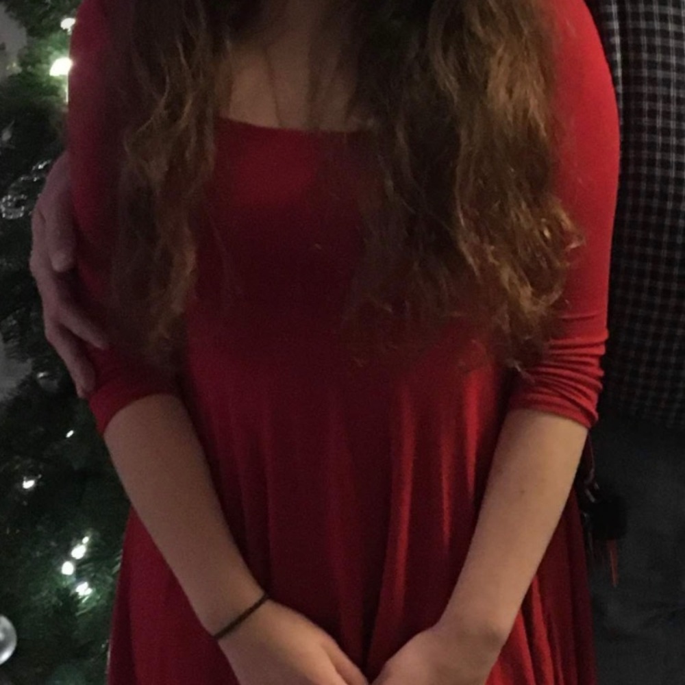 Red Dress - Picture 2 of 3